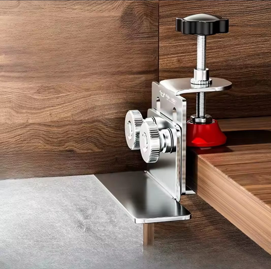 Herramienta de instalacion de puertas de gabinete